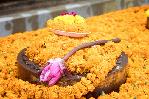 mahabodhitempleofferingsdetail